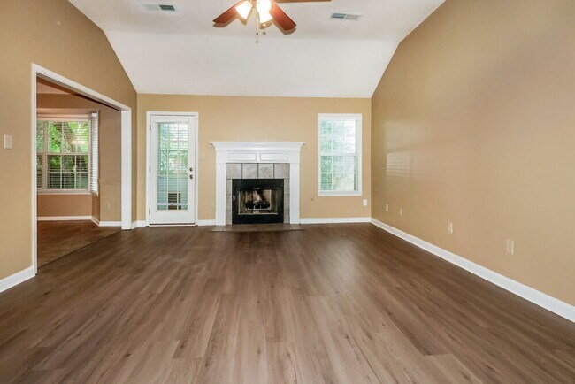 Foto del edificio - 8652 Sunnyvale St S
