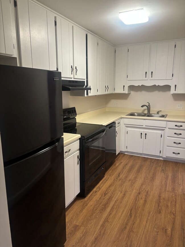 Foto del edificio - 4781 Worden Dr