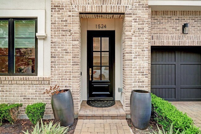 Building Photo - 1524 Cunningham Parc Ln
