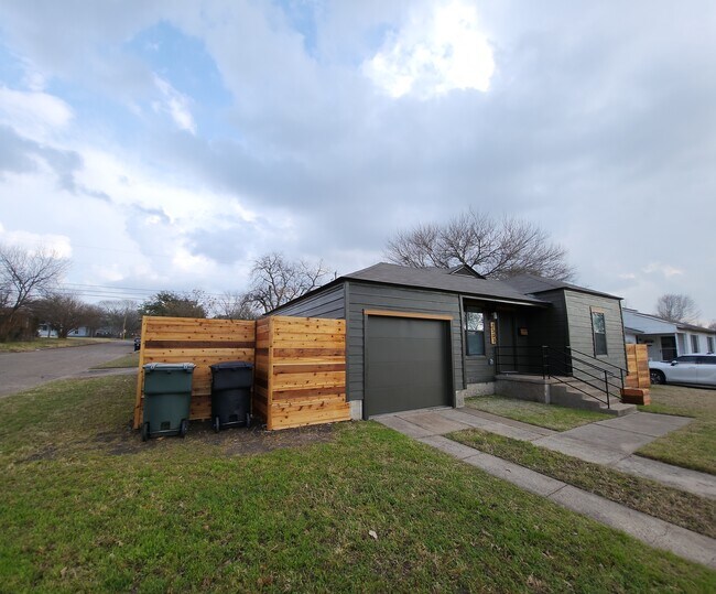 Foto del edificio - 1503 S 15th St