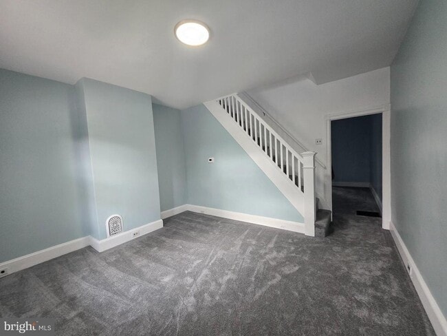 Building Photo - 577 Conarroe St
