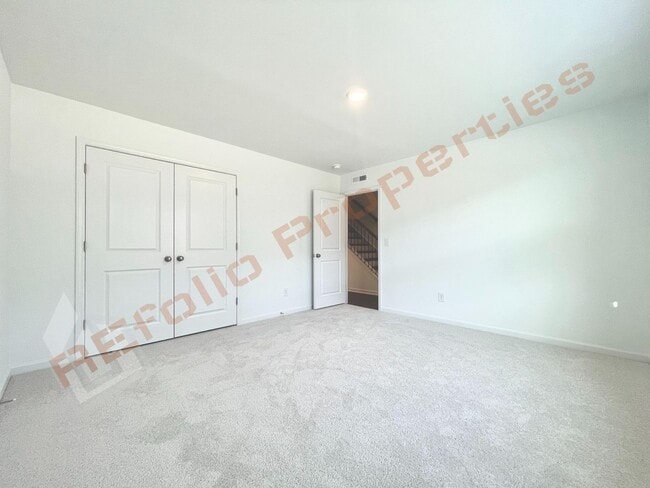 Building Photo - Brand New 3 Story, 4 bedroom, 3.5 bathroom Townhome Featuring a 1st floor Guest Suite, 2 Car Gara...