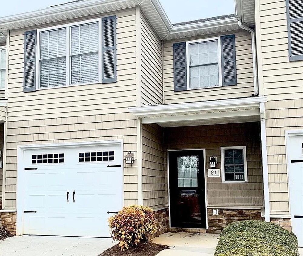 Primary Photo - Tavern Grove Townhome in Campbell County-N...