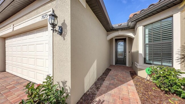 Foto del edificio - 7675 Summerland Cove