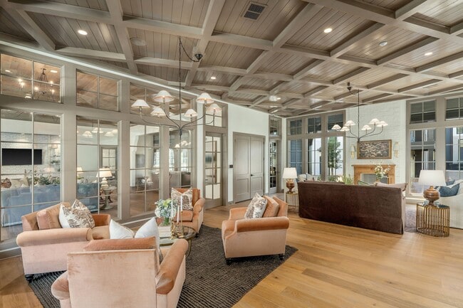 Casa club - The Portier Midtown