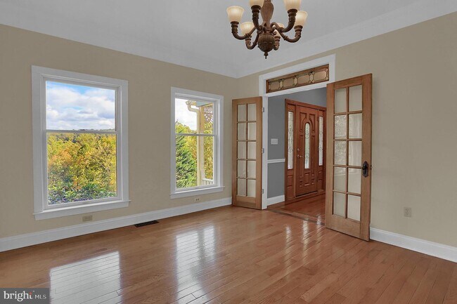 Foto del edificio - 6211 Blue Hill Rd