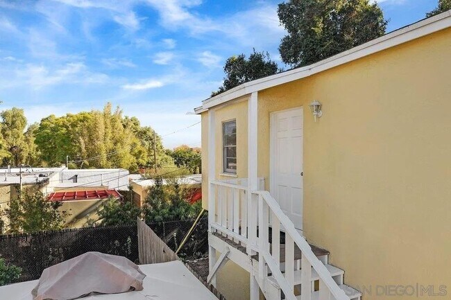 Foto del edificio - 4417 Van Dyke Ave