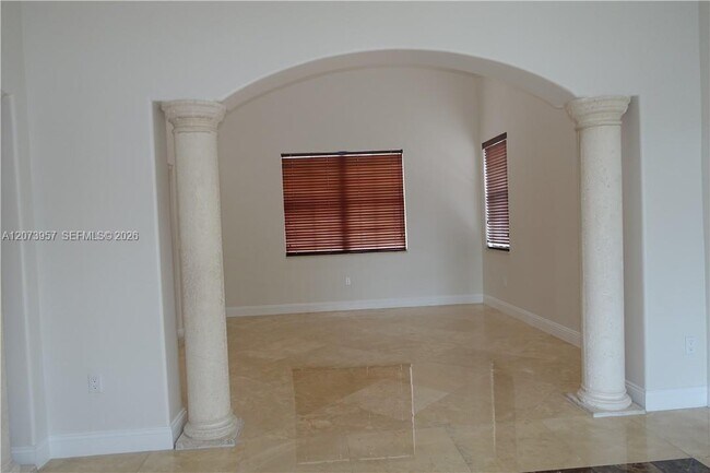 Foto del edificio - 18125 NW 89th Ct
