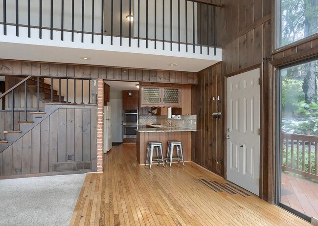 Foto del edificio - Secluded 3 Bedroom Home