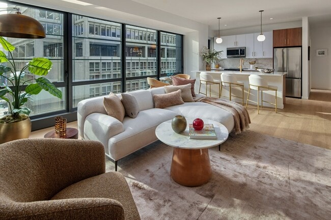 Photo - 17 Market West Apartments