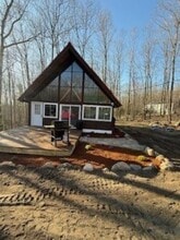 Building Photo - 44 Mountain Dr