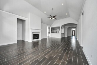 Building Photo - 28065 Woodland Bend Way