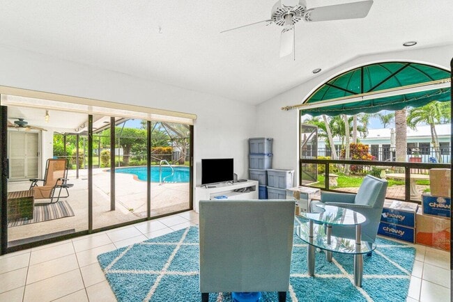 Foto del edificio - 1350 SW 13th Pl