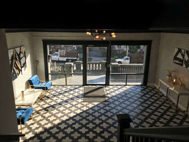 Lobby Photo - 747 S. New Hampshire Ave.