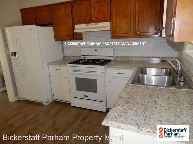 Building Photo - 3 br, 1.5 bath House - 1413 Briarlock Road