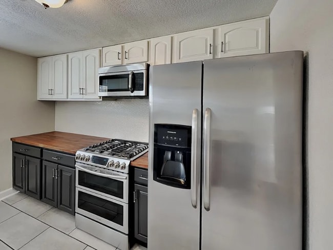 Foto del edificio - 1476 S Depew St