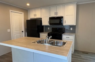 Building Photo - 423 Dubois Dr