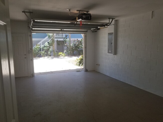 Foto del edificio - 612 S Central Ave