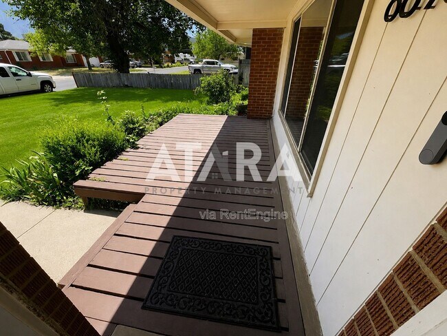 Building Photo - 8696 S 1645 E
