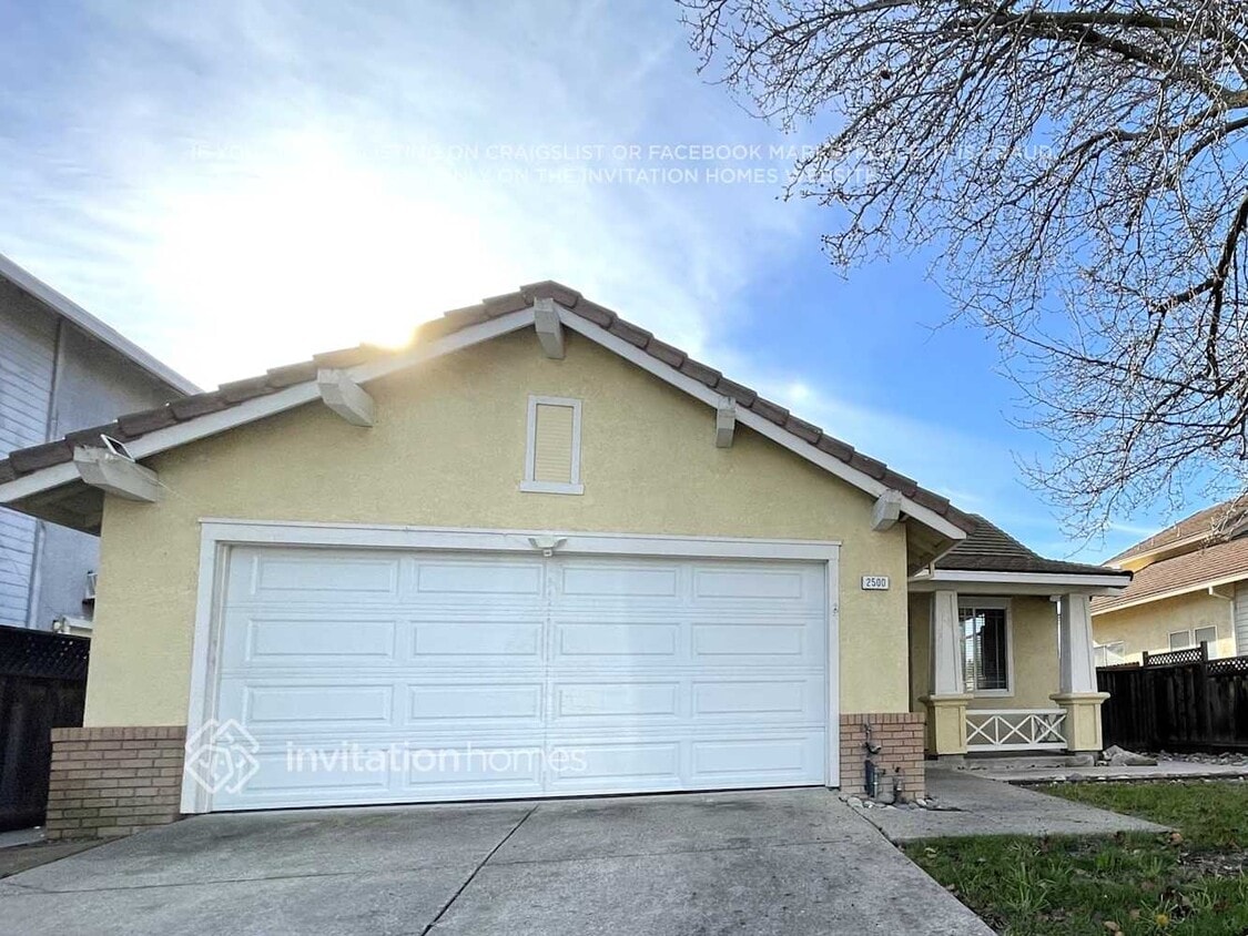 Primary Photo - 2500 Hooftrail Way