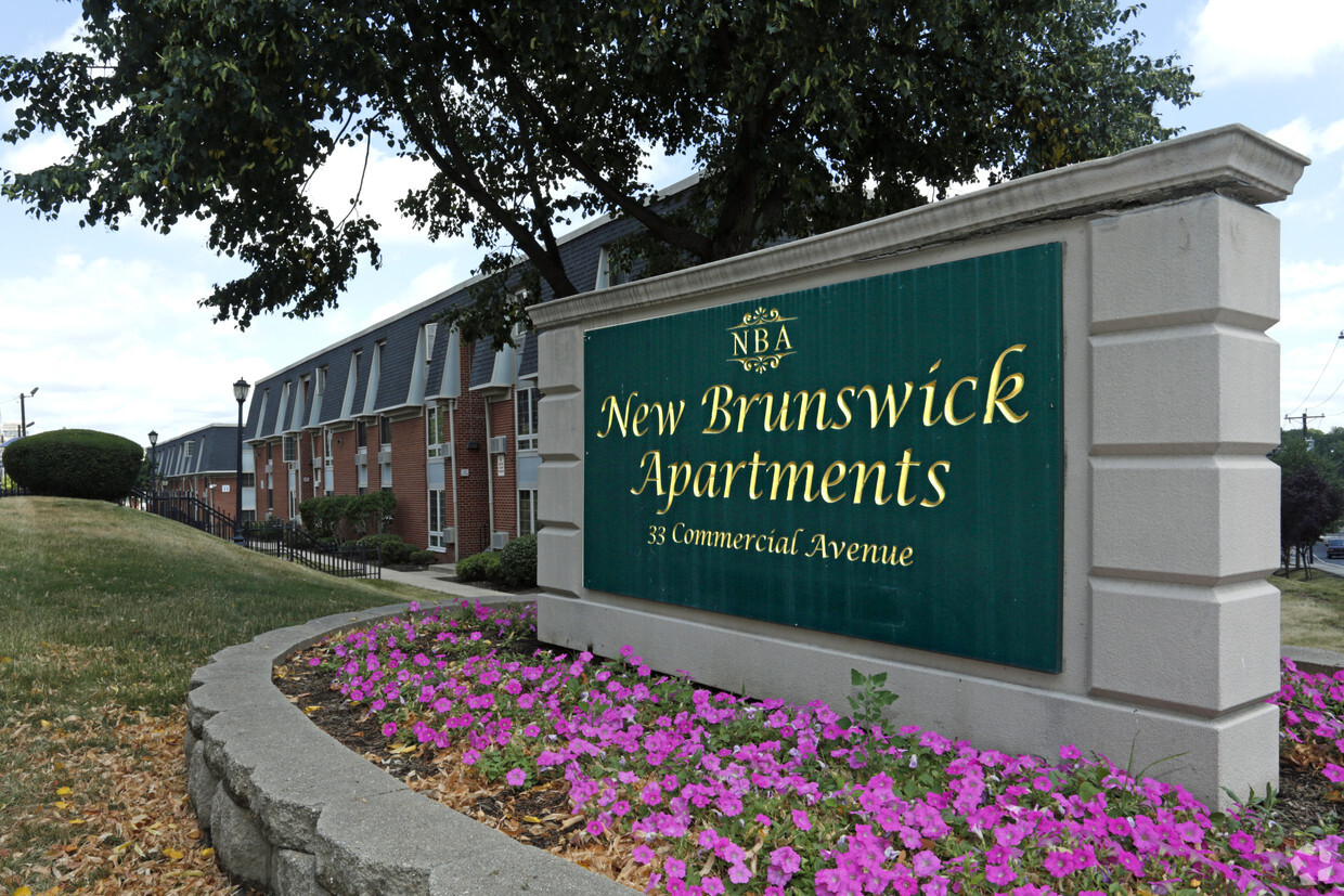 Letrero del complejo - New Brunswick Apartments