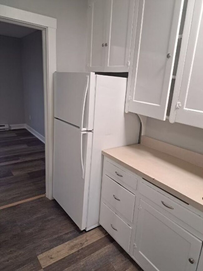Foto del edificio - 1 Bedroom, 1 Bathroom Apartment - Located ...