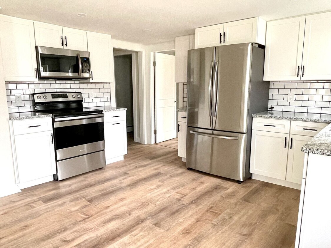 65 Summer Street Waterville ME Apartment for Rent in Waterville, ME