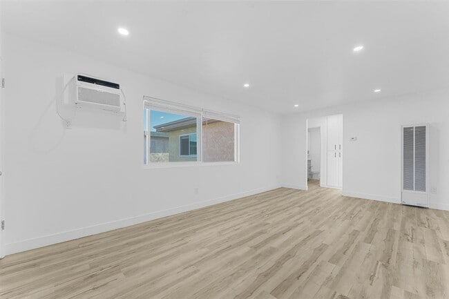 Foto del edificio - 16915 S Vermont Ave