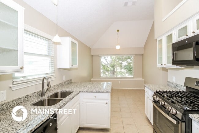 Foto del edificio - 4203 Wild Cherry Dr