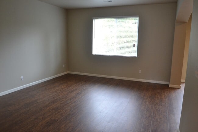 Foto del edificio - 18428 11th Avenue Ct E