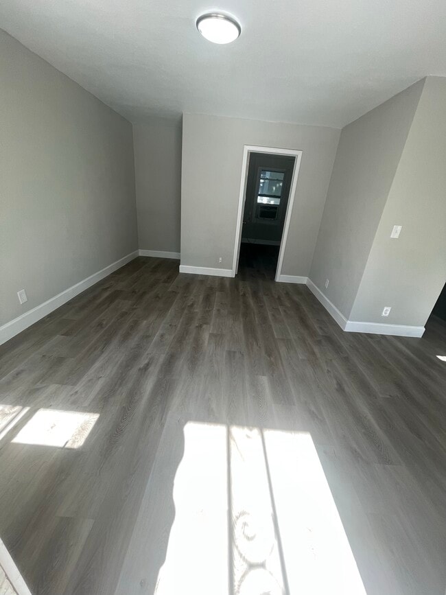 Foto del edificio - 1423 Cherry St