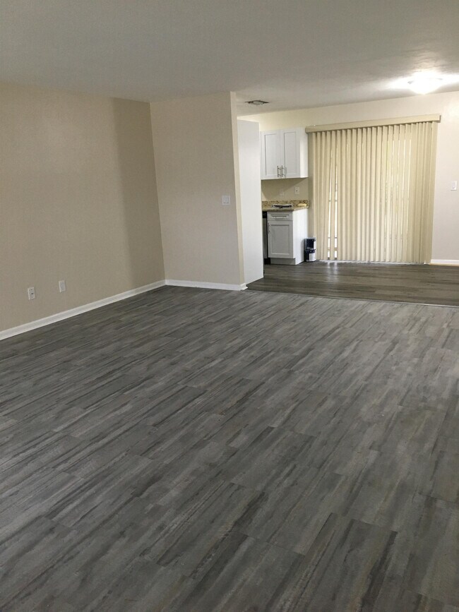 Building Photo - 4429 SW 8th Pl