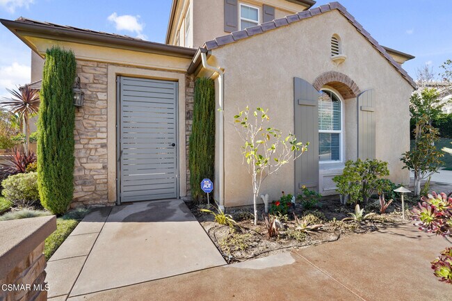 Building Photo - 4291 White Hawk Ln