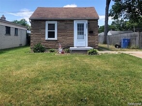 Building Photo - 6641 Fenton St