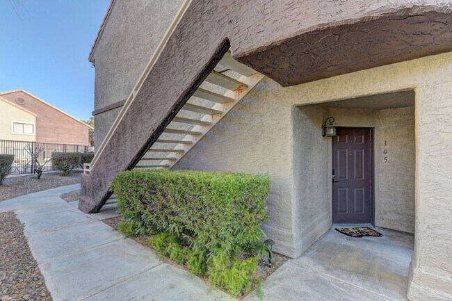 Foto del edificio - Fully furnished Condo in a great location!