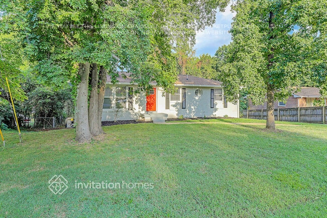 Building Photo - 211 Bonnafield Dr