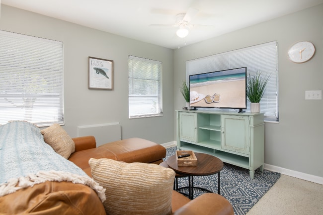 Foto del edificio - 620 SE 47th St