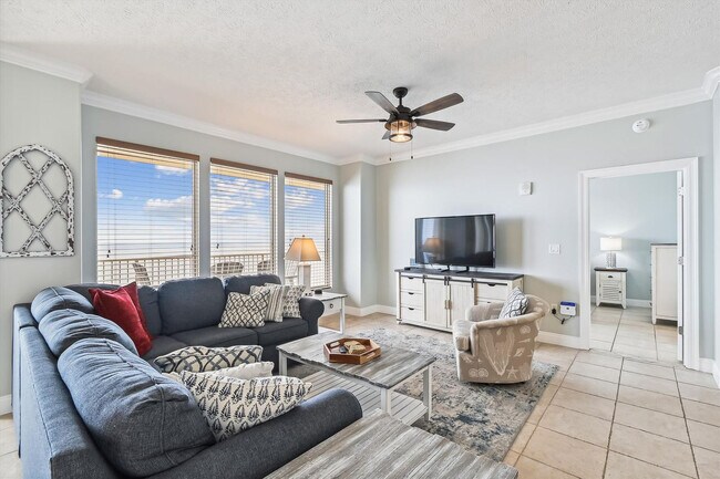 Foto del edificio - 8715 Surf Dr