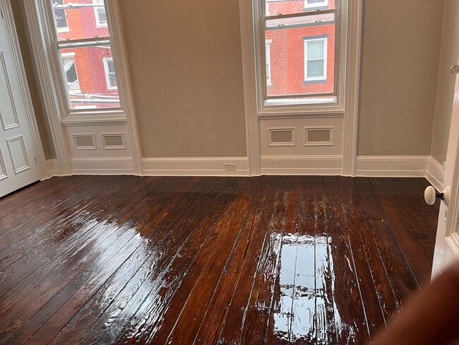 Building Photo - 1506 Swain St