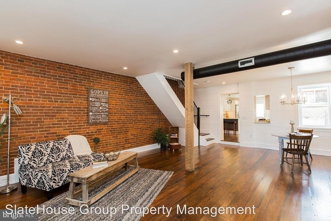 Building Photo - 3 br, 2.5 bath House - 219 N Lime st