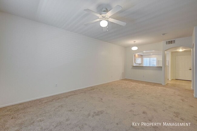 Building Photo - 6160 Rumrill St