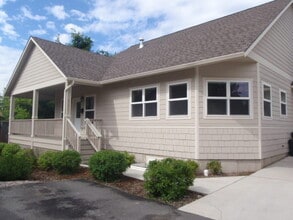 Building Photo - 519 Lolo St