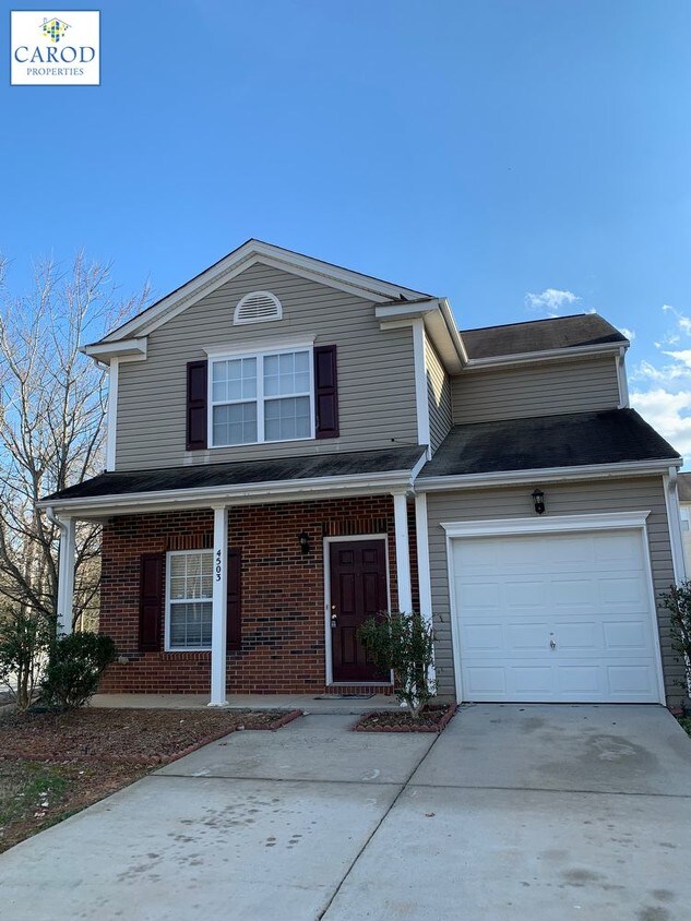 Foto principal - Master Down with 3 FULL Baths