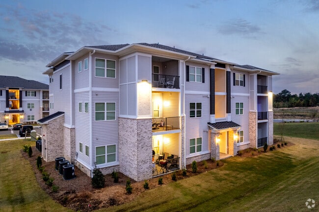 Building Photo - Graces Reserve