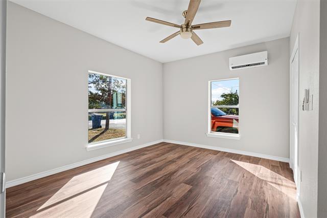 Foto del edificio - 1711 Halsell St