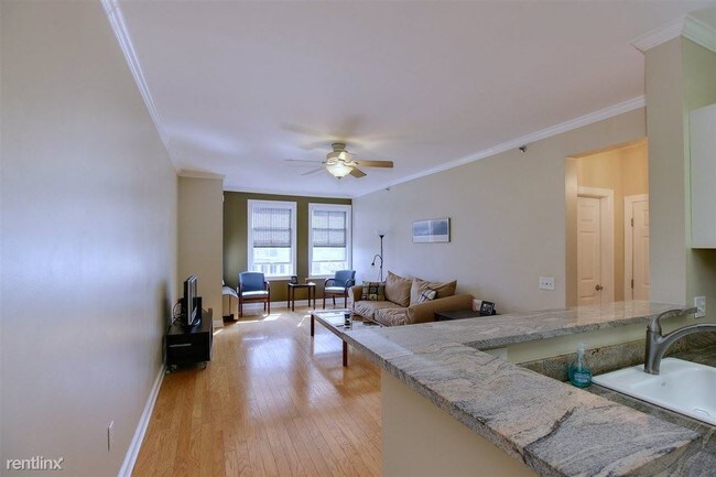 Foto del edificio - 2 br, 2 bath  - 1156 S Citron St # A