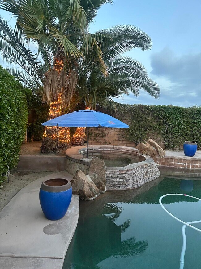 Foto del edificio - 49820 Althea Ct