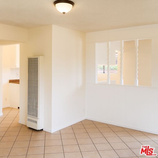 Foto del edificio - 15131 Polk St