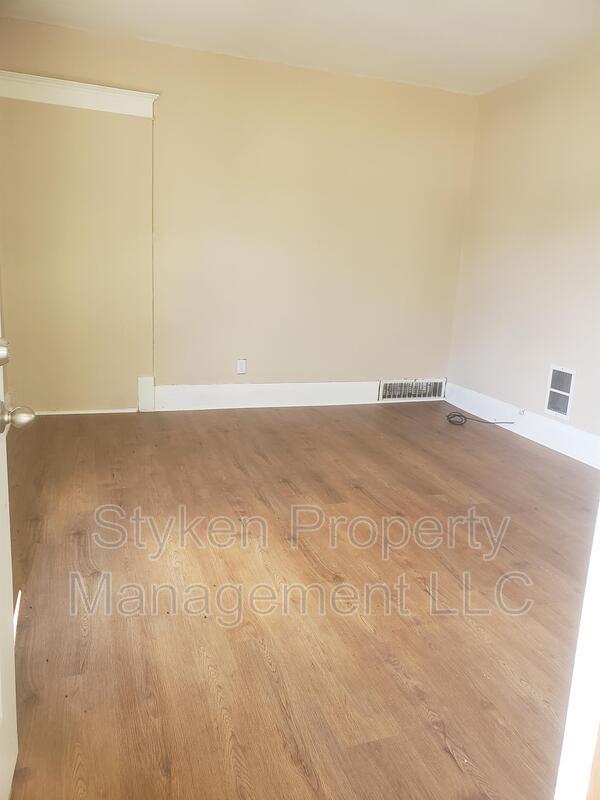 609 N Dearborn Ave, Kankakee, IL 60901 Condo for Rent in Kankakee, IL