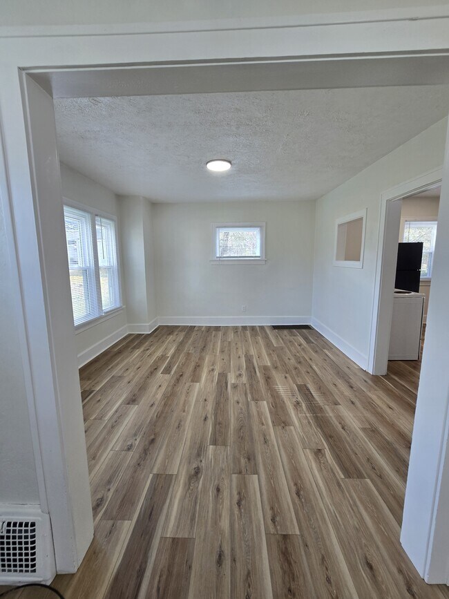 Foto del edificio - 2108 3rd St SE